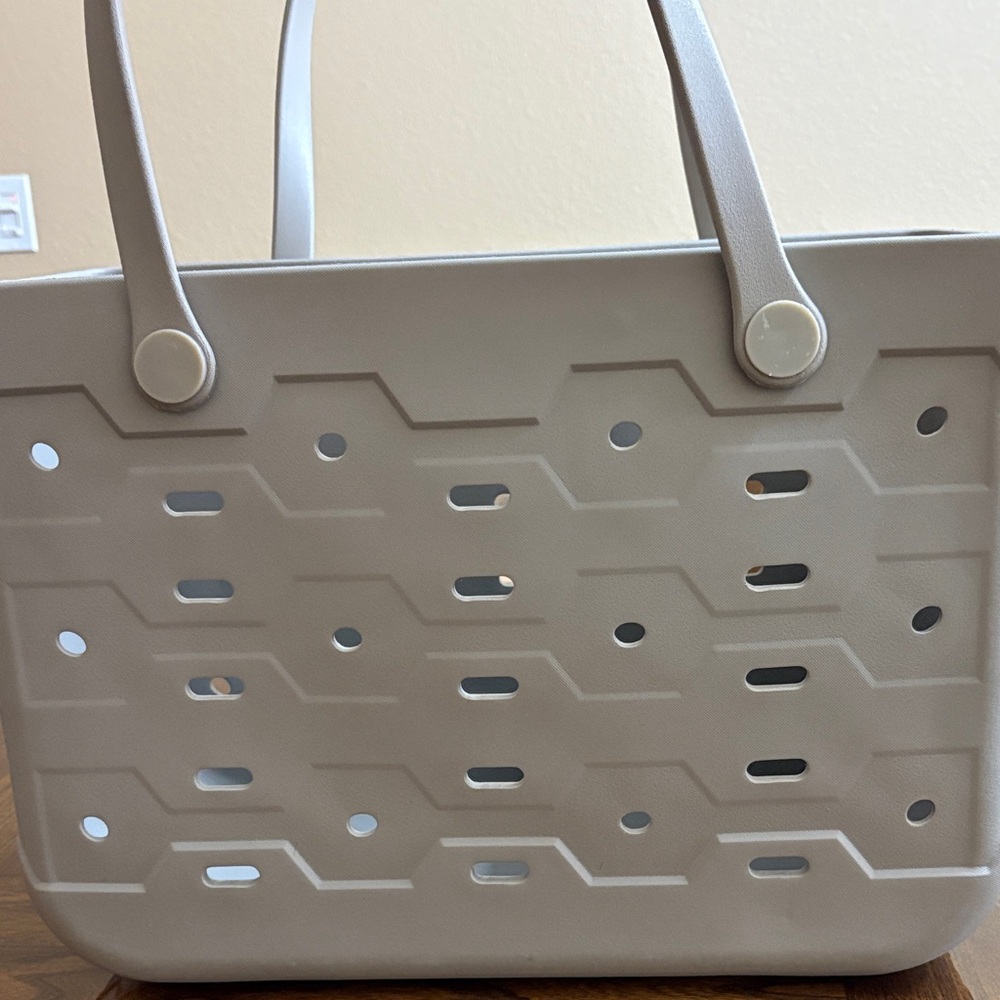 Grey Utility Laundry Perforated Tote Bag - Women